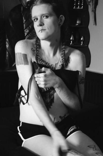 Photo 1 of Violet Baudelaire